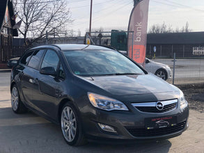 Opel Astra J 2.0 CDTI Design 2011