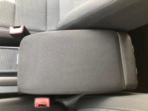 Volkswagen Golf VI 1.6 TDI Comfortline 2011