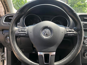 Volkswagen Golf VI 1.6 TDI Comfortline 2011