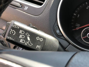 Volkswagen Golf VI 1.6 TDI Comfortline 2011
