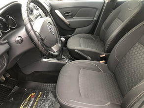 Dacia Sandero 0.9 TCE Laureate 2013
