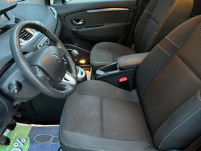 Renault Scenic 1.9 DCI Dynamique 7 locuri
