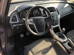 Opel Astra J 2.0 CDTI Design 2011
