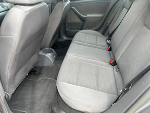 Volkswagen Golf V 1.6 MPI