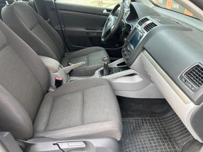 Volkswagen Golf V 1.4 MPI