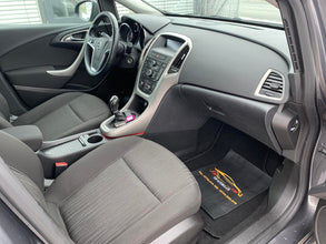 Opel Astra Sports Tourer 1.6 I