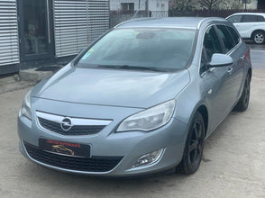 Opel Astra J Innovation 1.7 CDTI 2011
