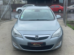 Opel Astra J Innovation 1.7 CDTI 2011