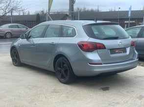Opel Astra J Innovation 1.7 CDTI 2011