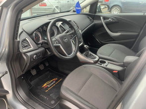 Opel Astra J Innovation 1.7 CDTI 2011
