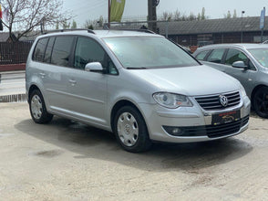 Volkswagen Touran HighLine 2.0 TDI 2009