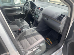 Volkswagen Touran HighLine 2.0 TDI 2009