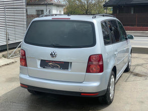 Volkswagen Touran HighLine 2.0 TDI 2009