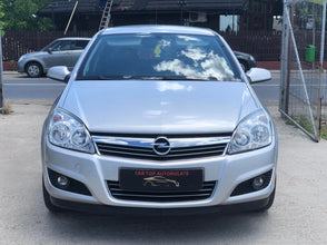 Opel Astra H 1.6 I  2008