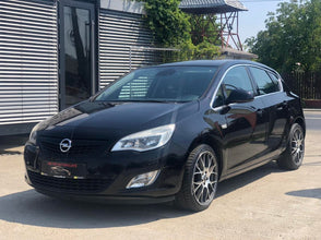 Opel Astra J 1.4 Turbo Cosmo 2010