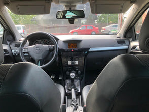 Opel Astra H GTC OPC 1.9 CDTI 2010