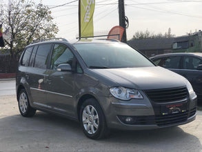 Volkswagen Touran Highline 2.0 TDI 2009
