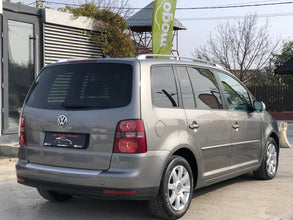 Volkswagen Touran Highline 2.0 TDI 2009