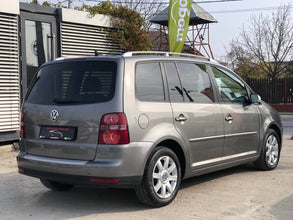 Volkswagen Touran Highline 2.0 TDI 2009