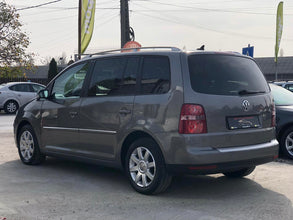 Volkswagen Touran Highline 2.0 TDI 2009