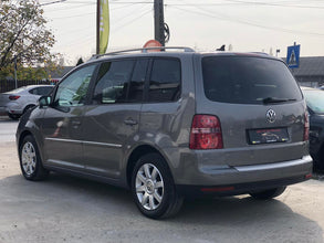 Volkswagen Touran Highline 2.0 TDI 2009