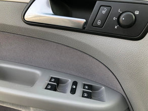 Volkswagen Touran Highline 2.0 TDI 2009