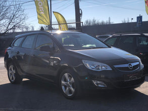 Opel Astra J Sport Tourer 1.7 CDTI 2011